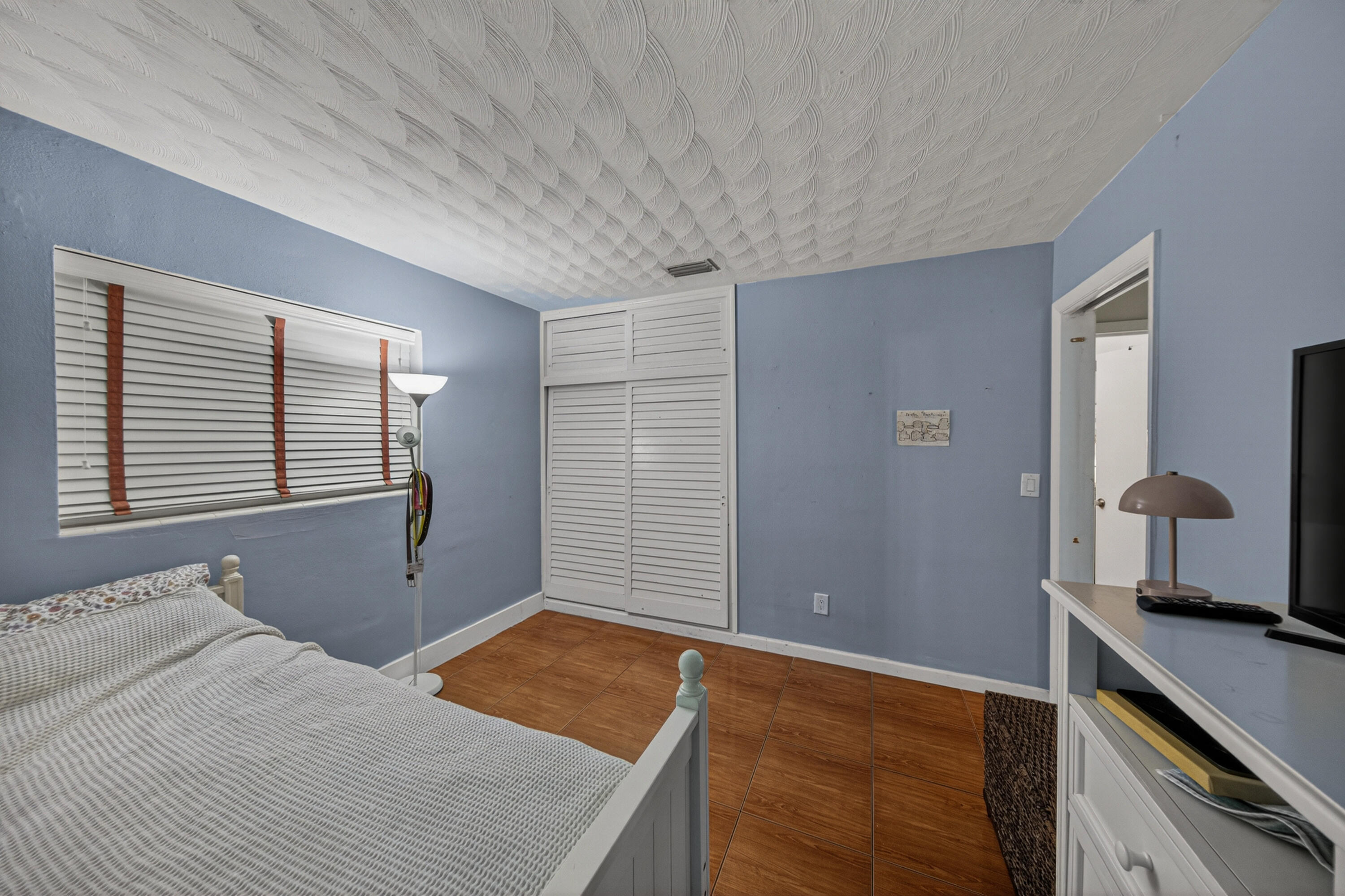 Cresthaven - Residential