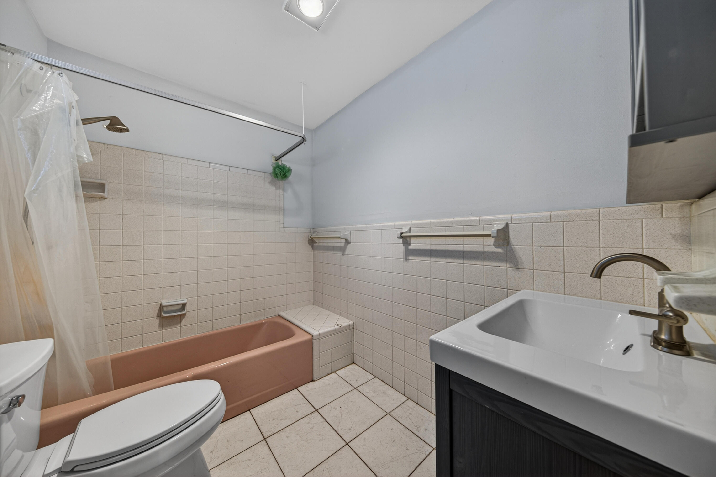 Cresthaven - Residential