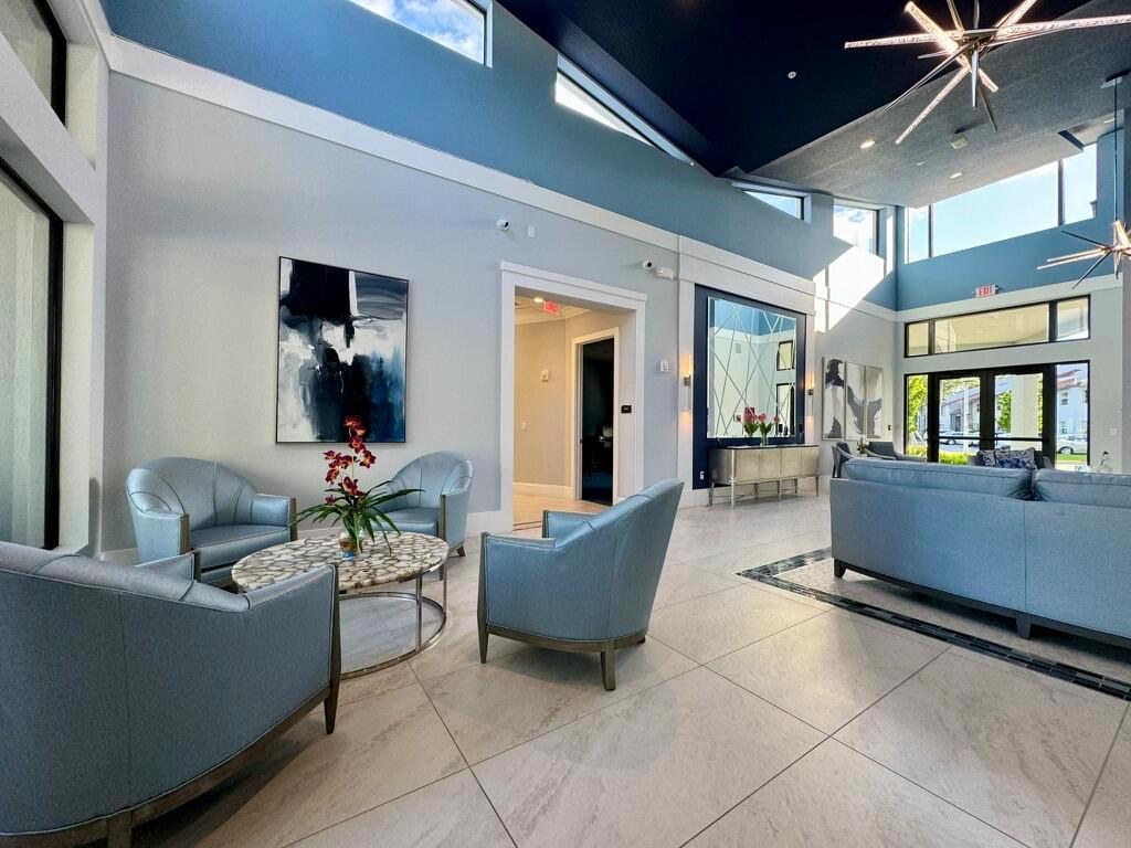 VILLAGES OF ORIOLE DEAUVILLE CONDO - Residential Lease