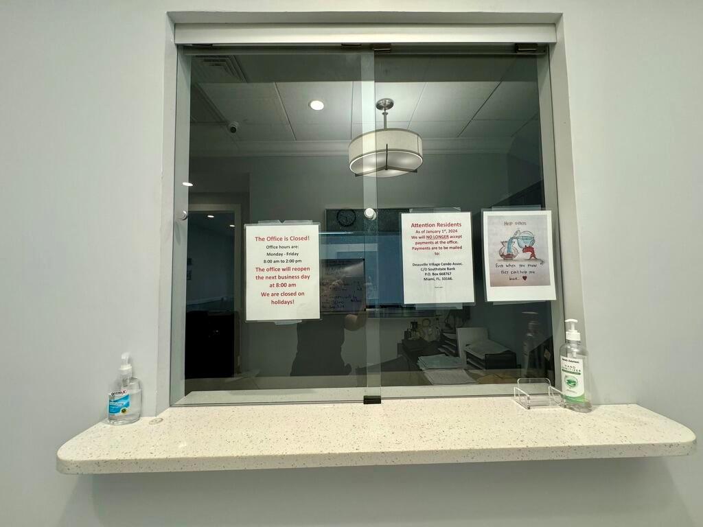 VILLAGES OF ORIOLE DEAUVILLE CONDO - Residential Lease