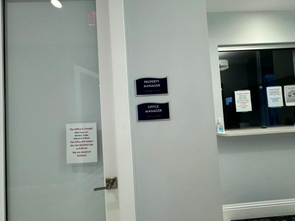 VILLAGES OF ORIOLE DEAUVILLE CONDO - Residential Lease