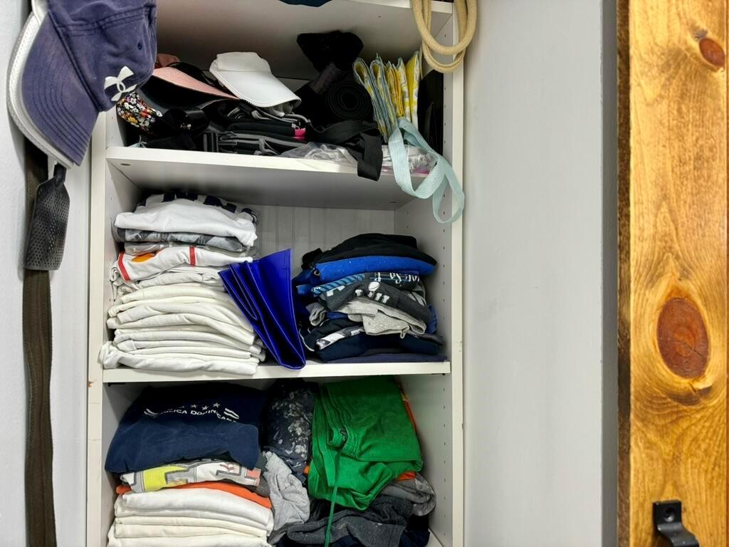 VILLAGES OF ORIOLE DEAUVILLE CONDO - Residential Lease