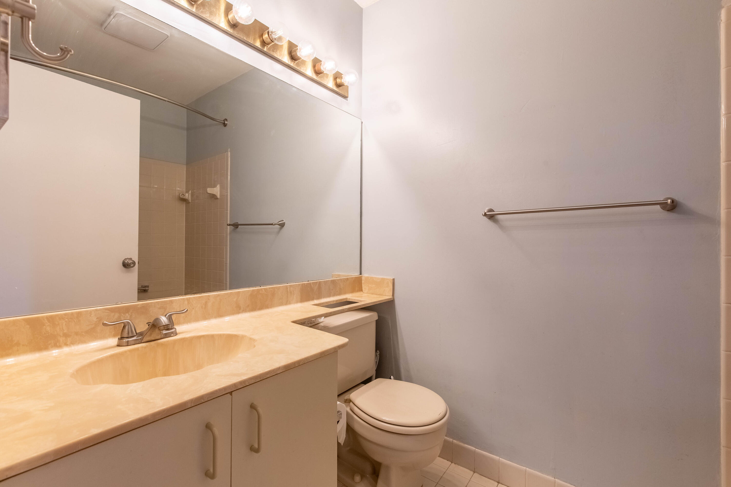 LUCERNE GREENS CONDO - Residential