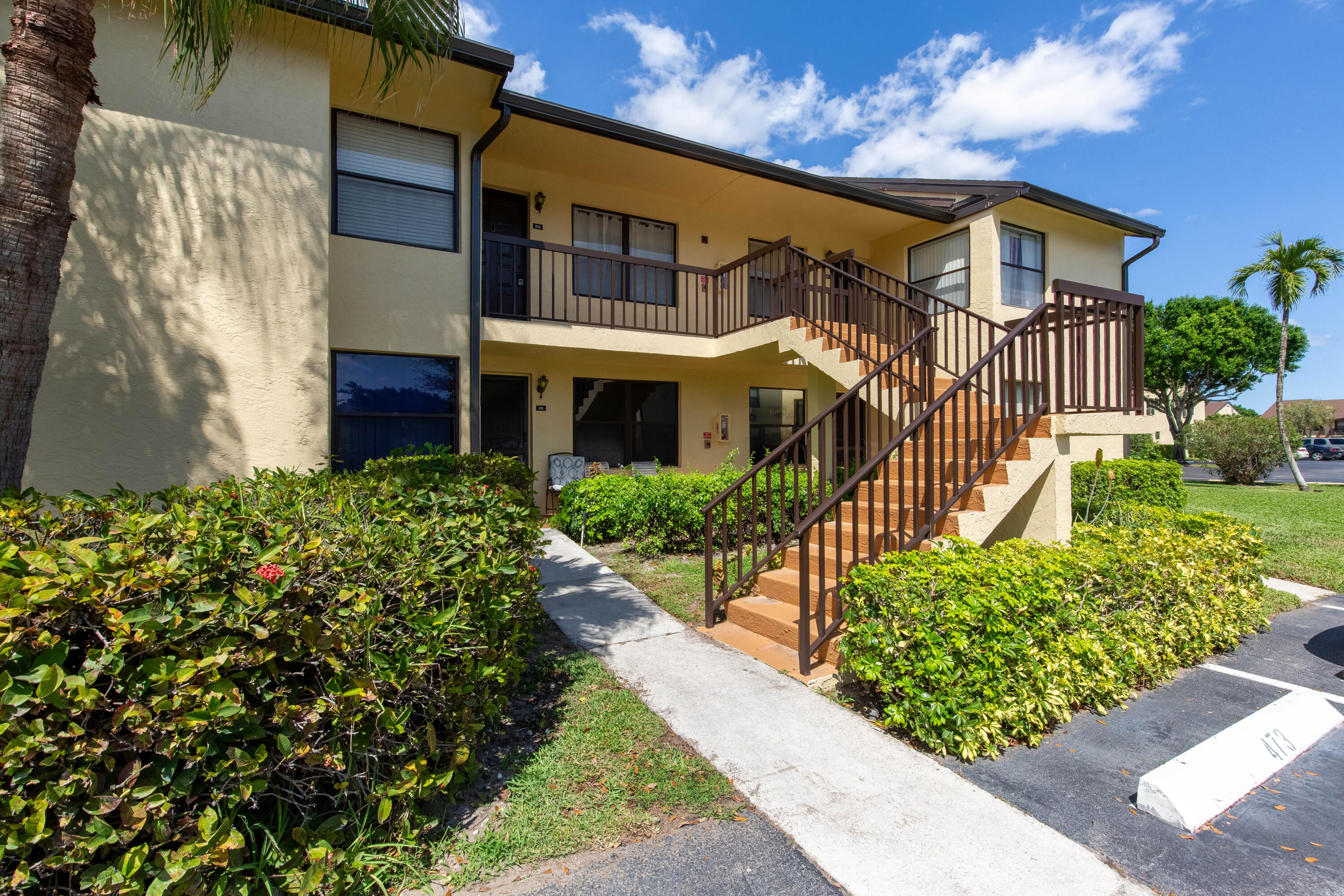 LUCERNE GREENS CONDO - Residential