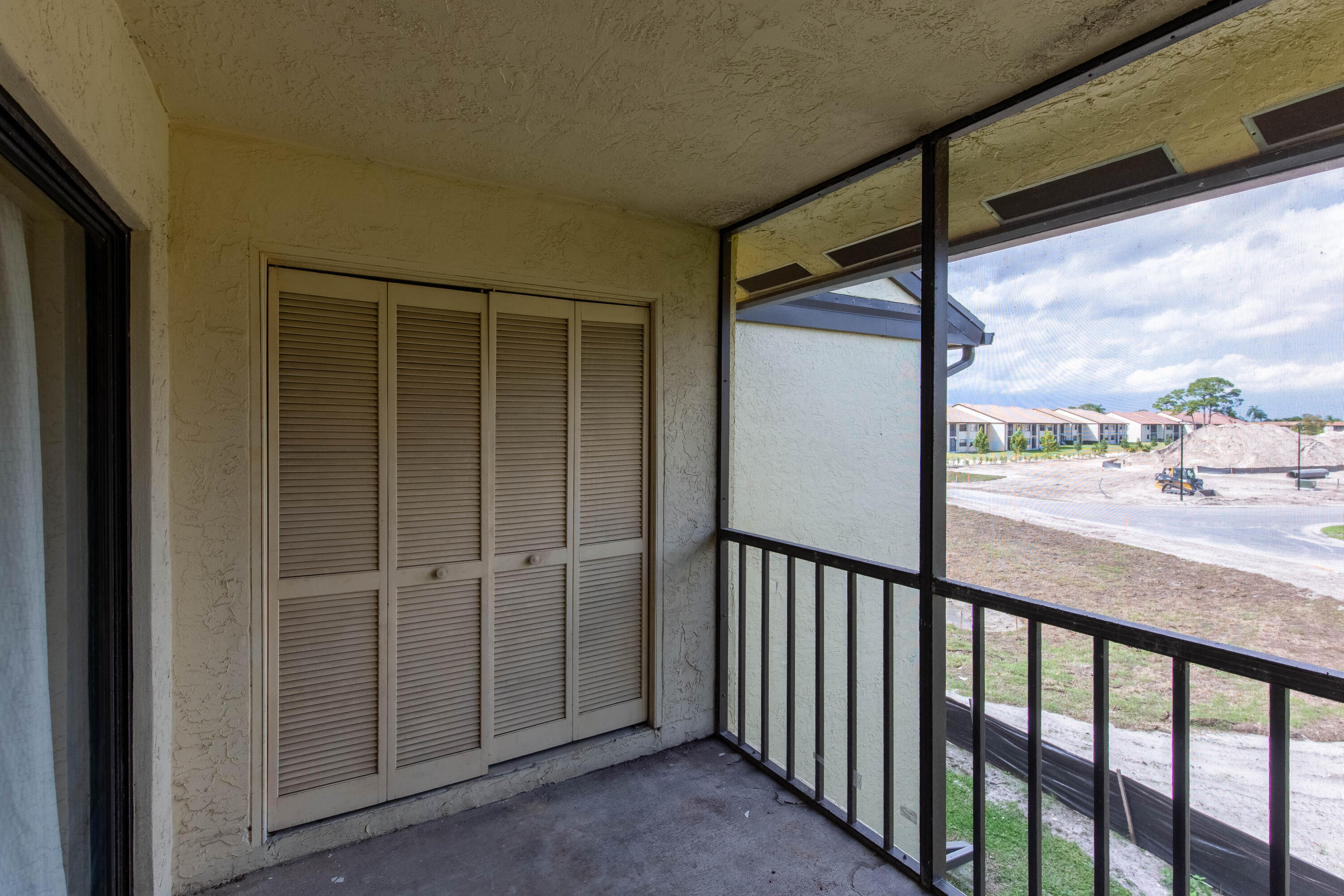 LUCERNE GREENS CONDO - Residential