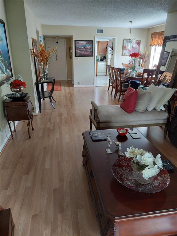 TOWNE GREENE CONDO - Residential