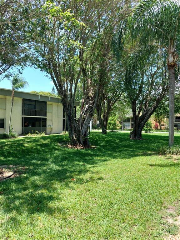 TOWNE GREENE CONDO - Residential