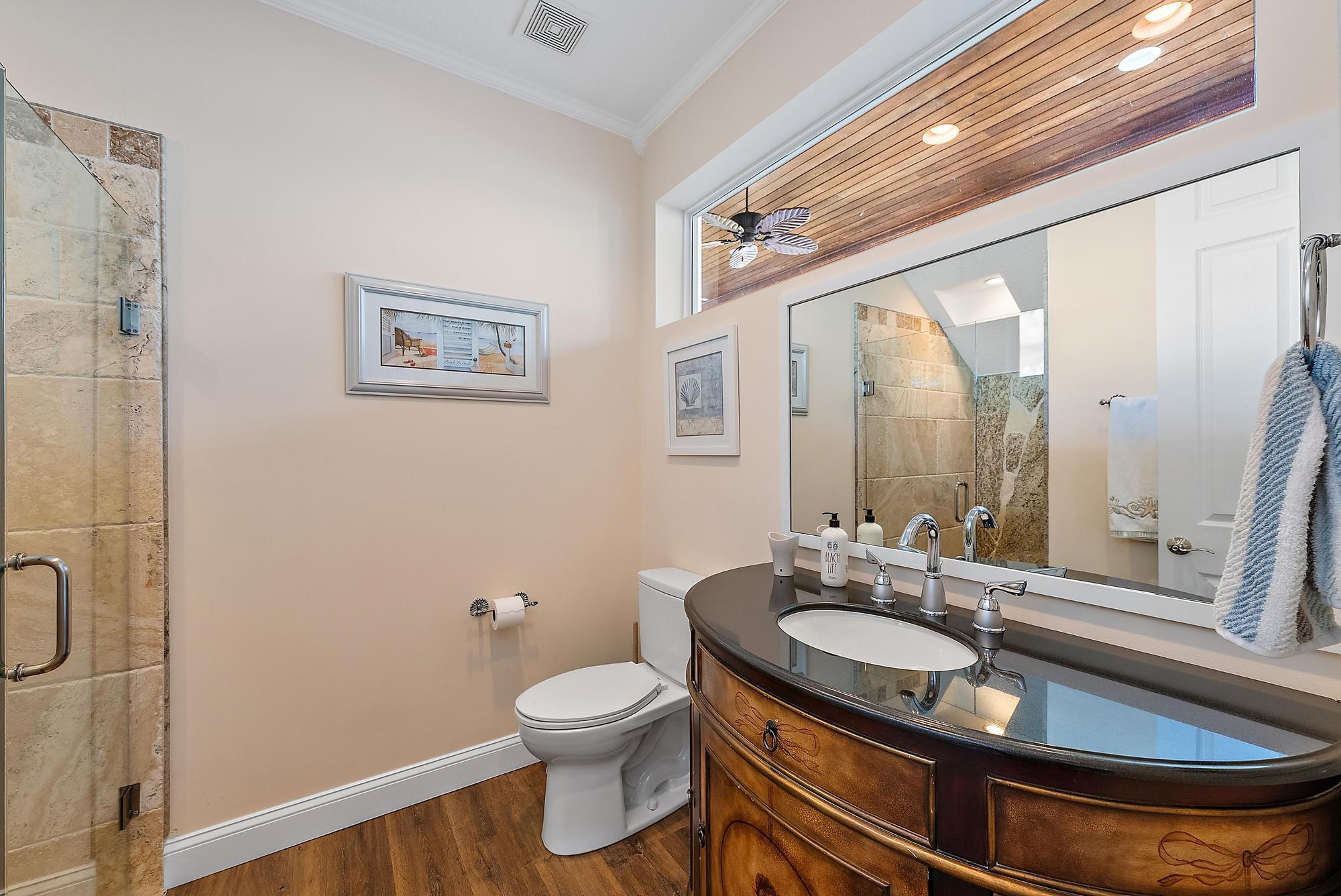 PALM POINT - Residential