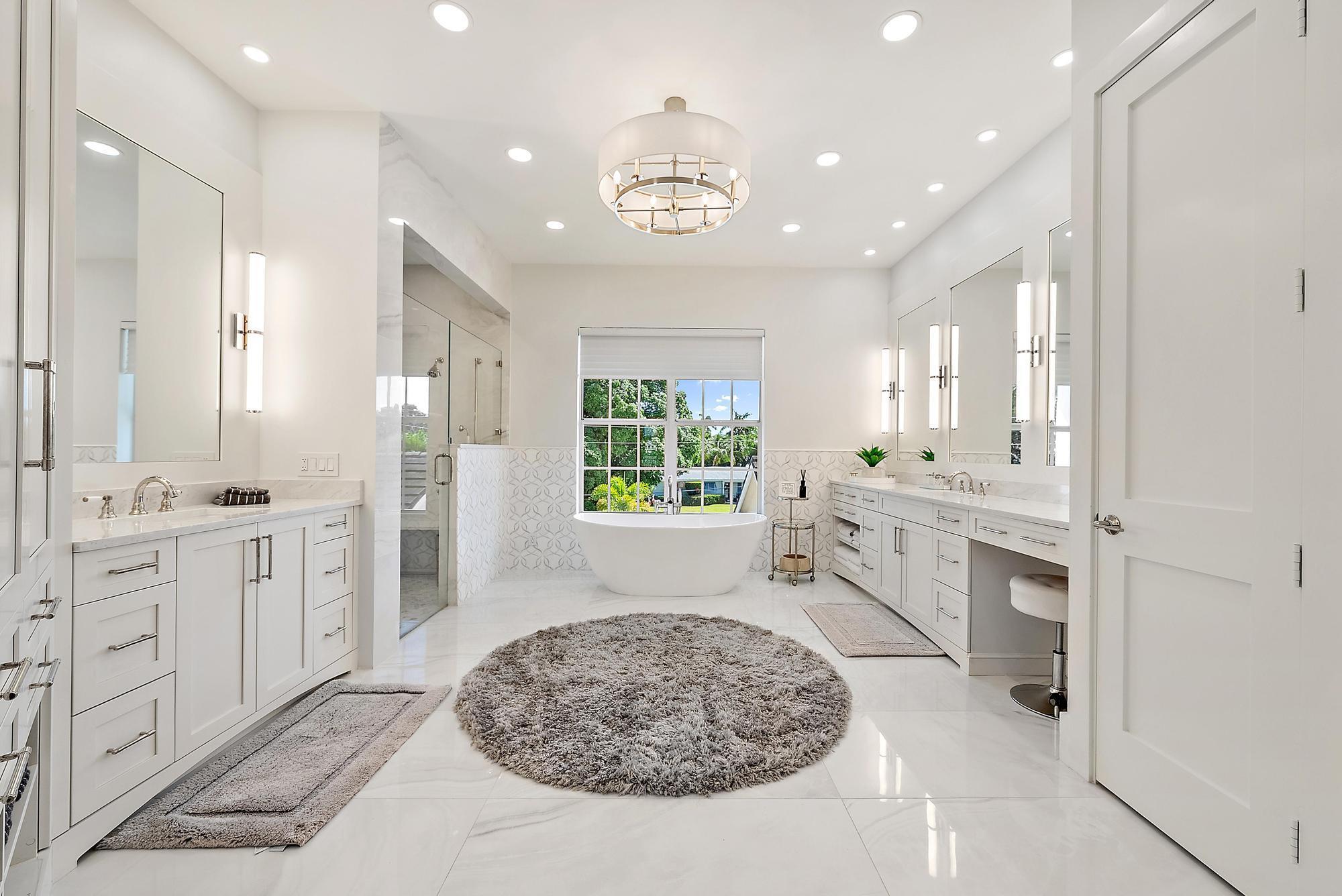 PALM POINT - Residential