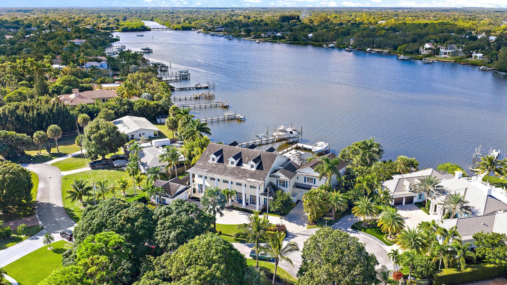 PALM POINT - Residential