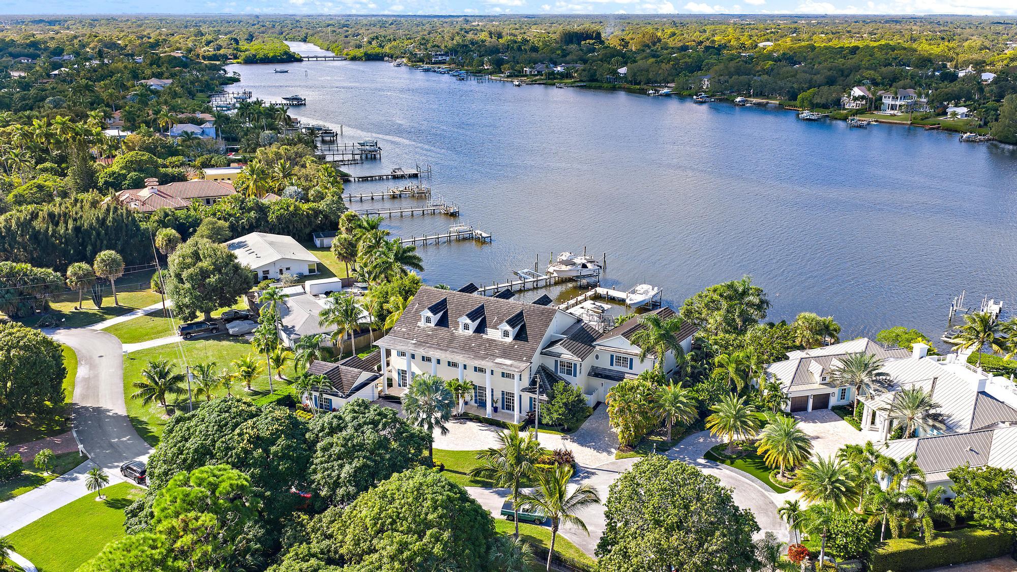 PALM POINT - Residential