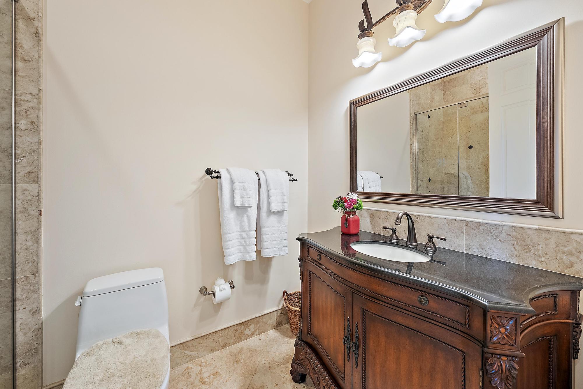 PALM POINT - Residential