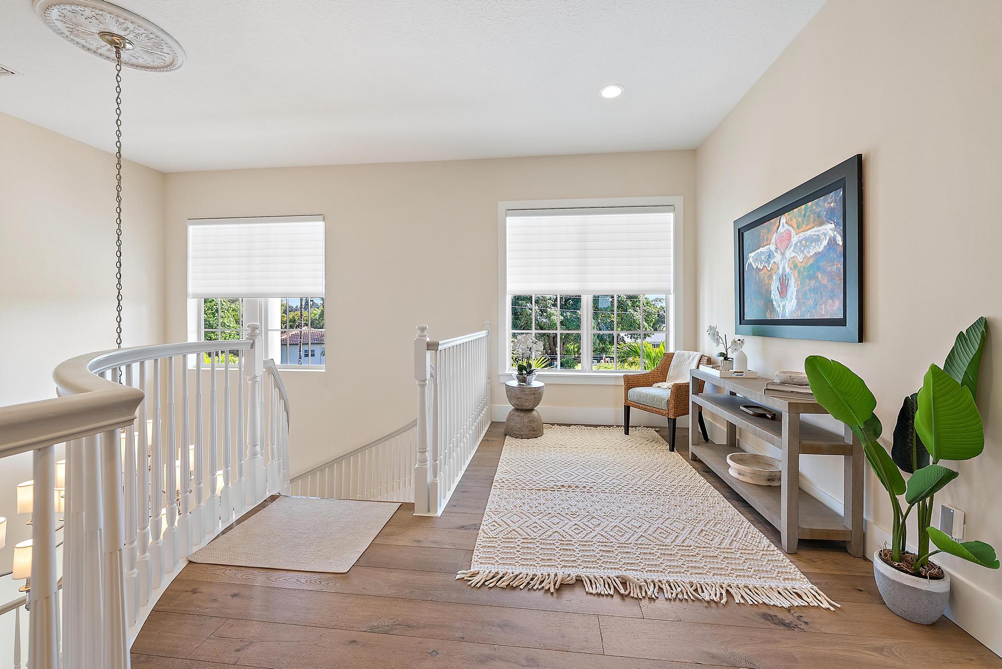 PALM POINT - Residential