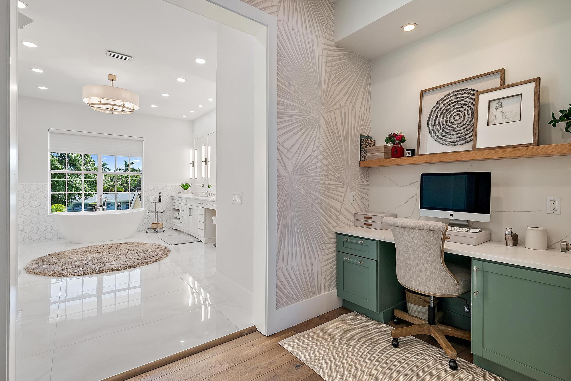 PALM POINT - Residential