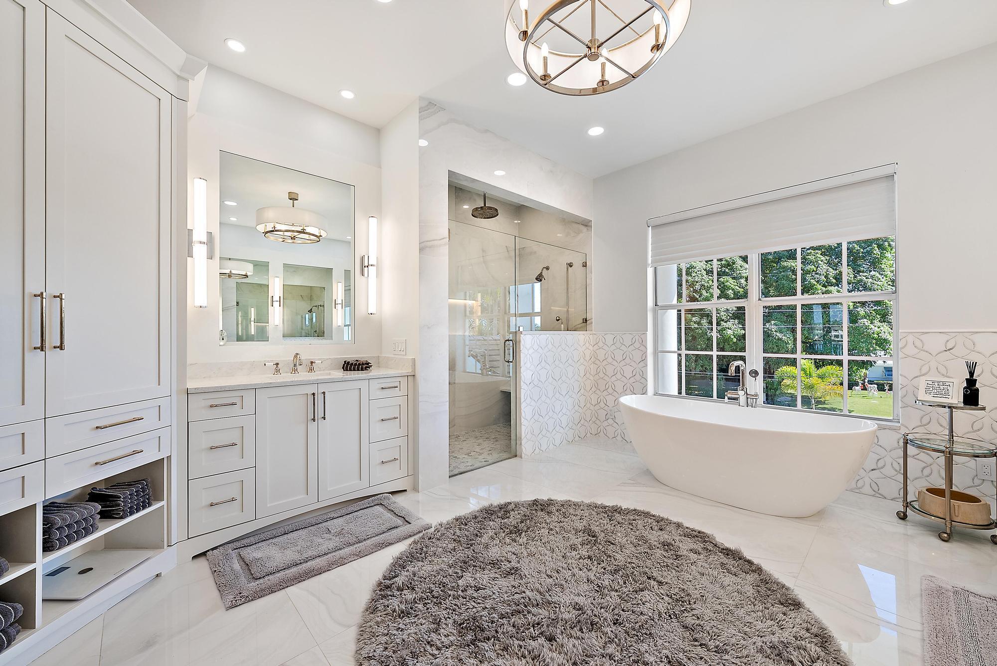 PALM POINT - Residential