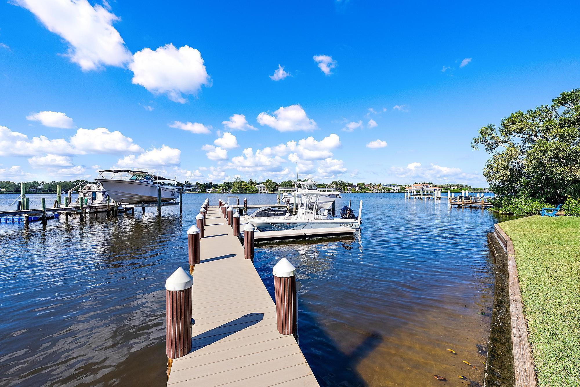 PALM POINT - Residential