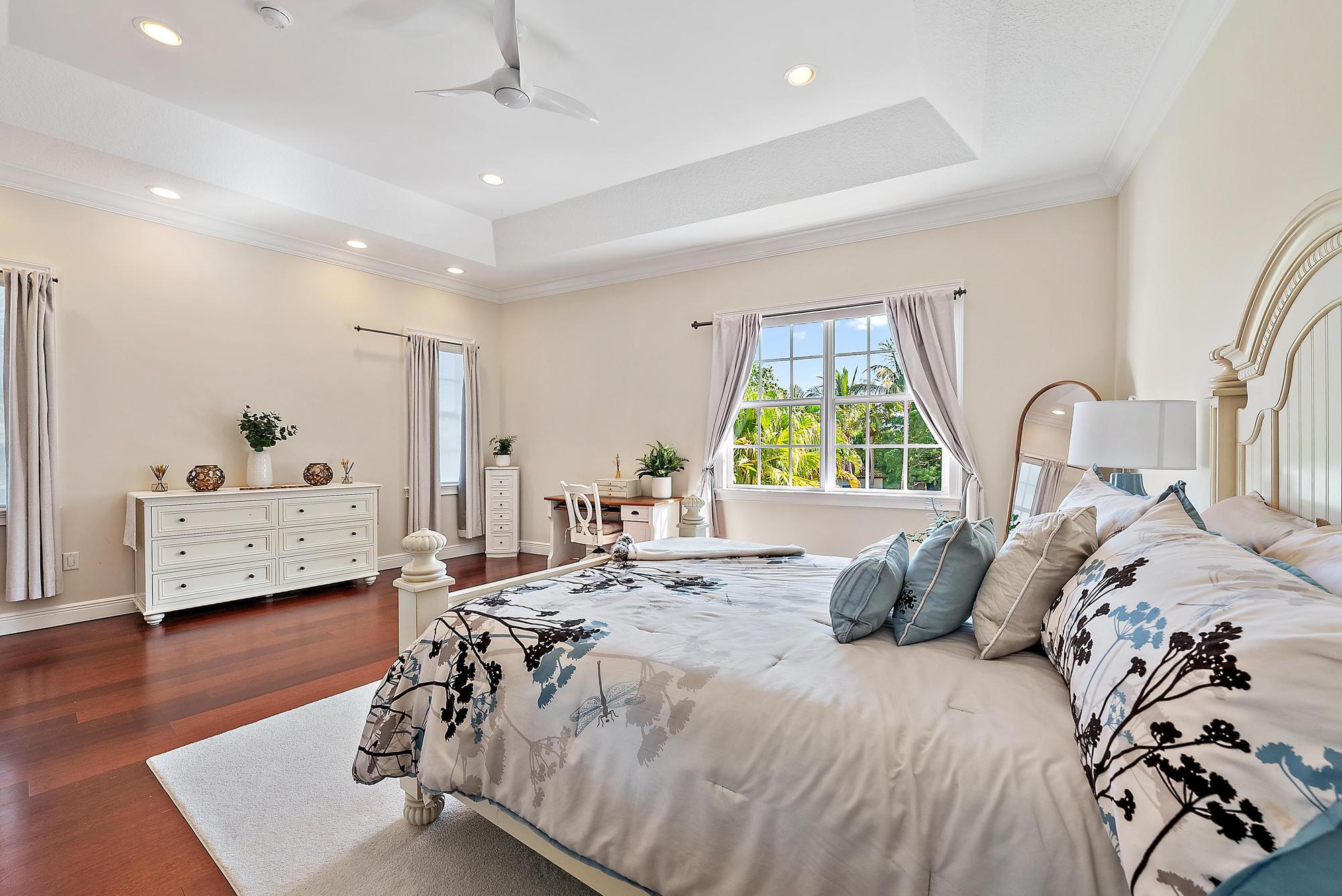 PALM POINT - Residential