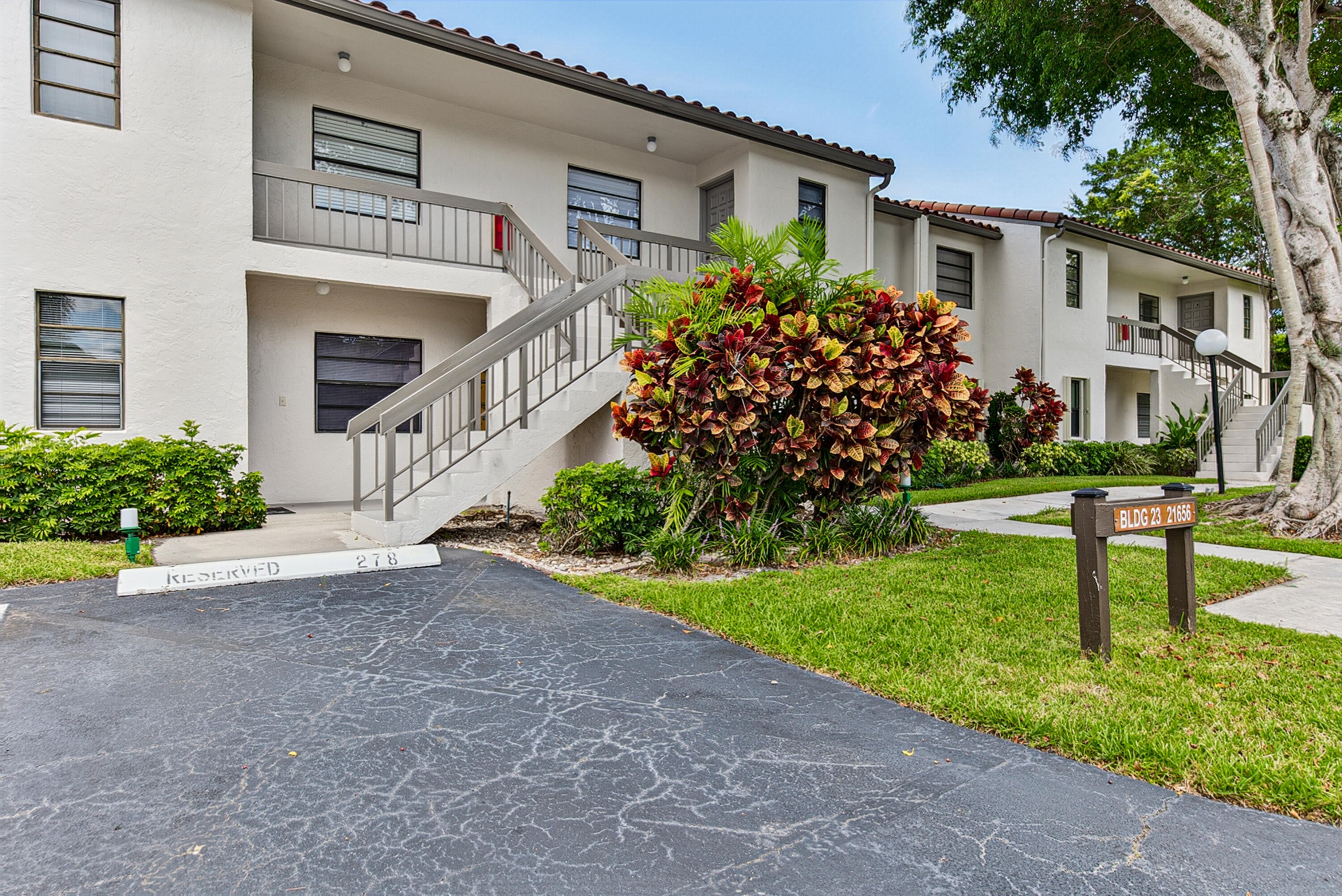 21656 Juego Circle S 23f, Boca Raton FL 33433