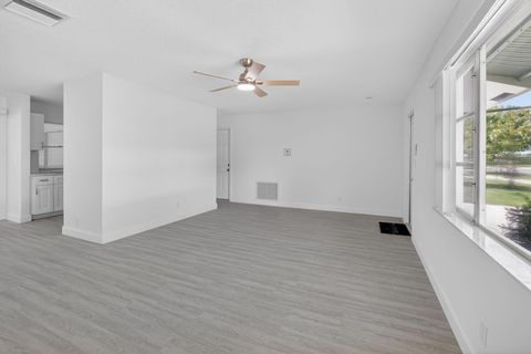 Tiny photo for 703 SW 18th Street, Boynton Beach, FL 33426 (MLS # B26021849)