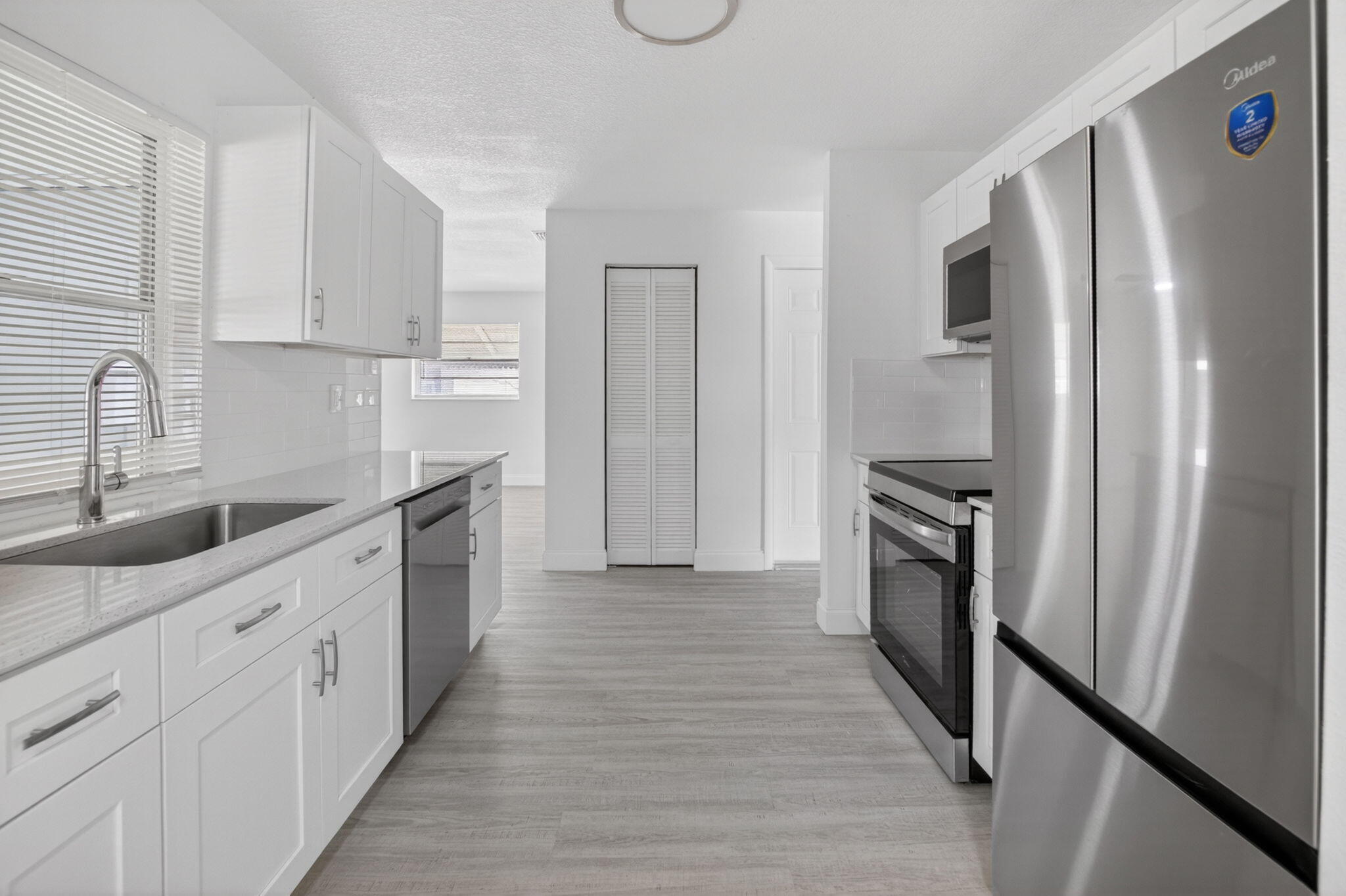 PALM BEACH LEISUREVILLE SEC 9 - Residential