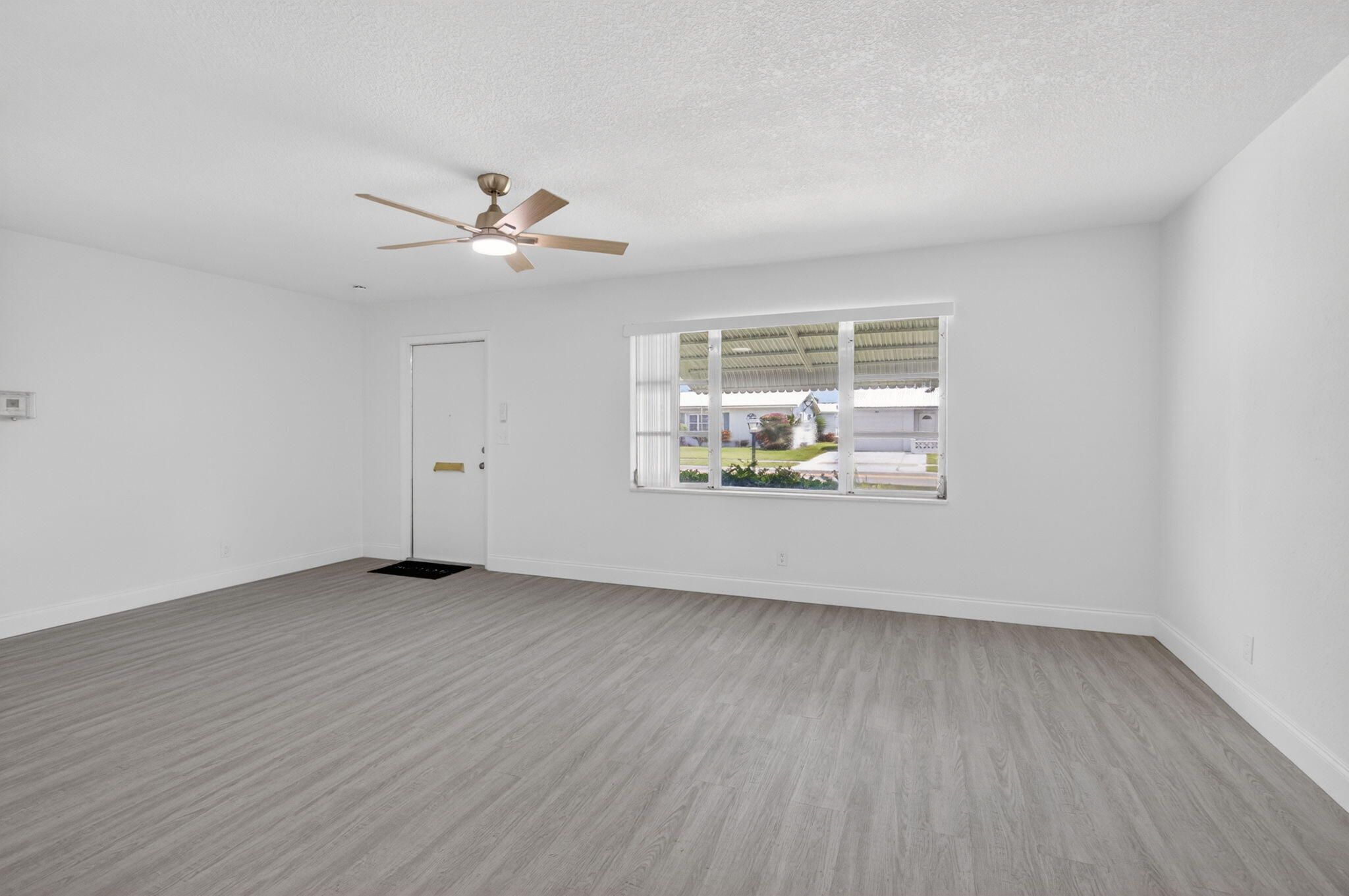 PALM BEACH LEISUREVILLE SEC 9 - Residential