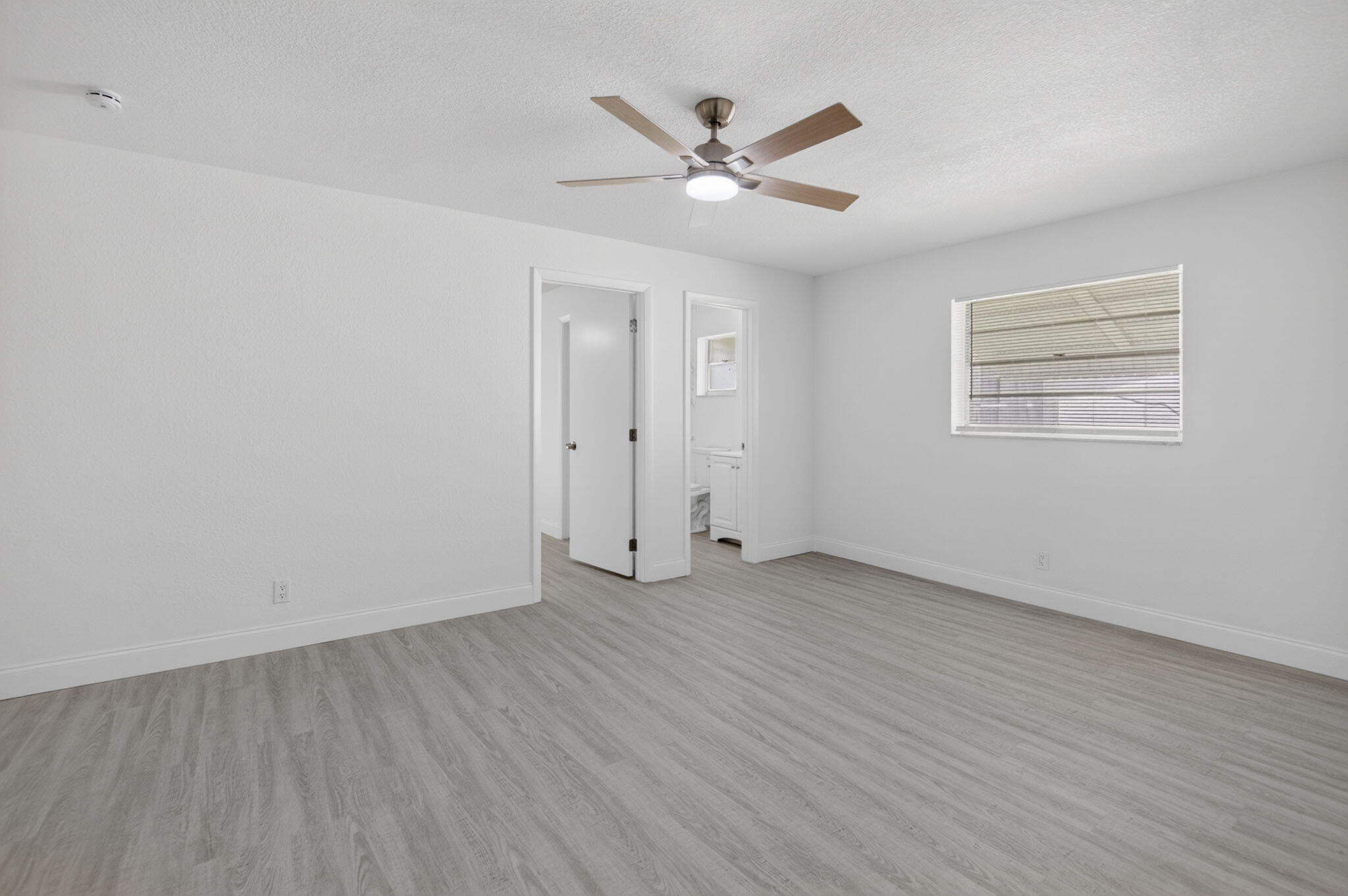 PALM BEACH LEISUREVILLE SEC 9 - Residential