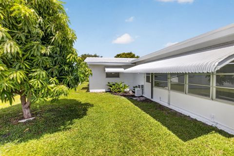 Tiny photo for 703 SW 18th Street, Boynton Beach, FL 33426 (MLS # B26021849)