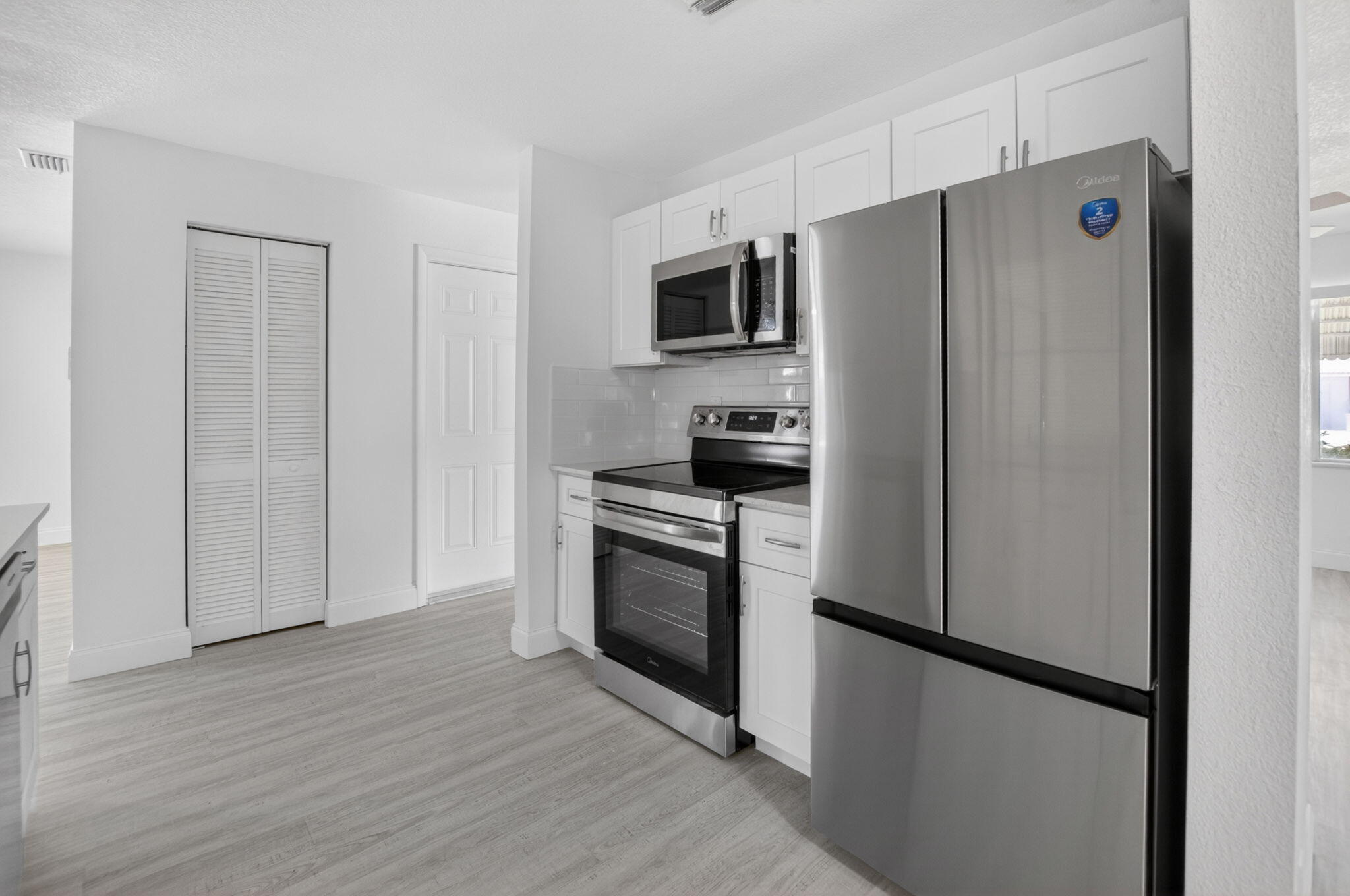 PALM BEACH LEISUREVILLE SEC 9 - Residential