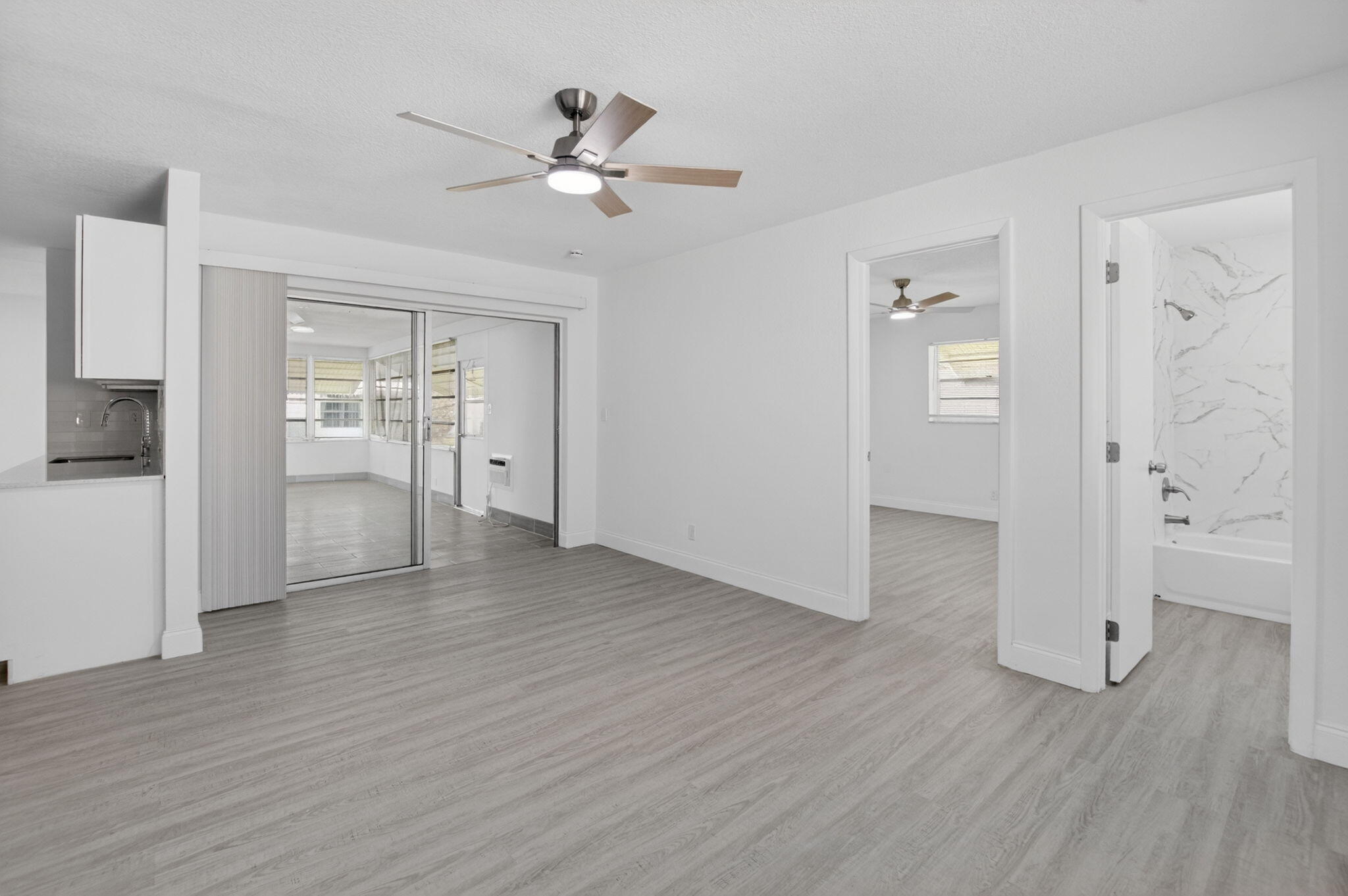 PALM BEACH LEISUREVILLE SEC 9 - Residential