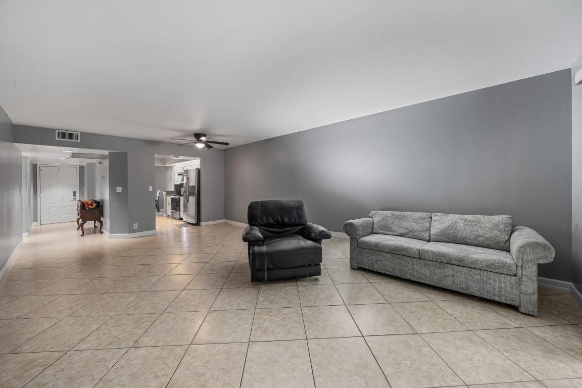 ANDROS VILLAGE E CONDO - Residential