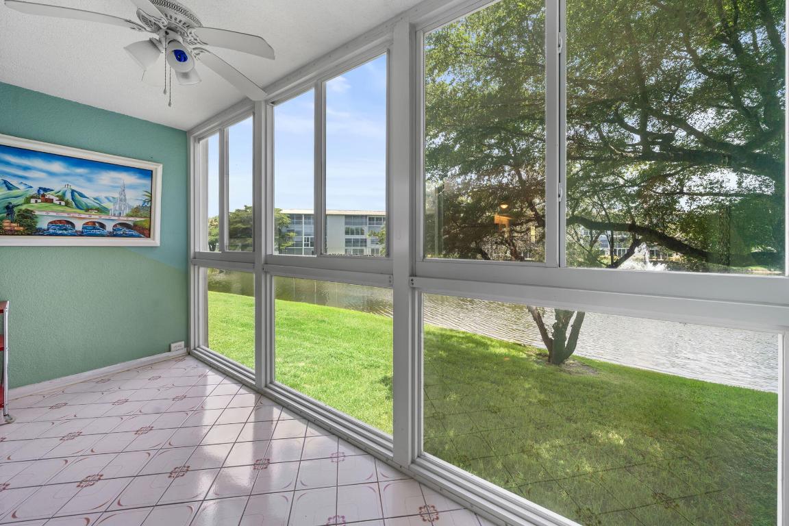 ANDROS VILLAGE E CONDO - Residential