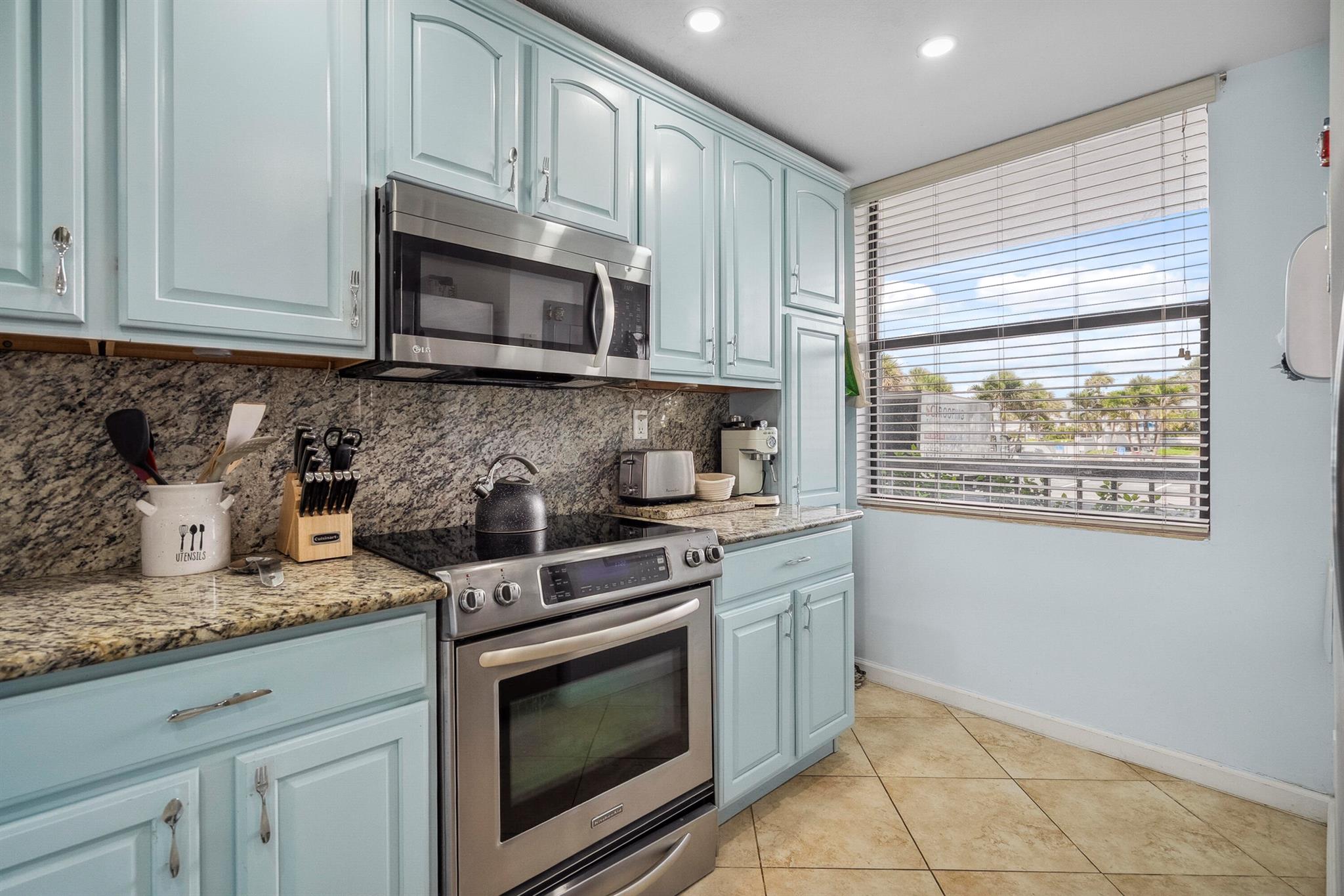 Island Crest Condo - Residential Lease