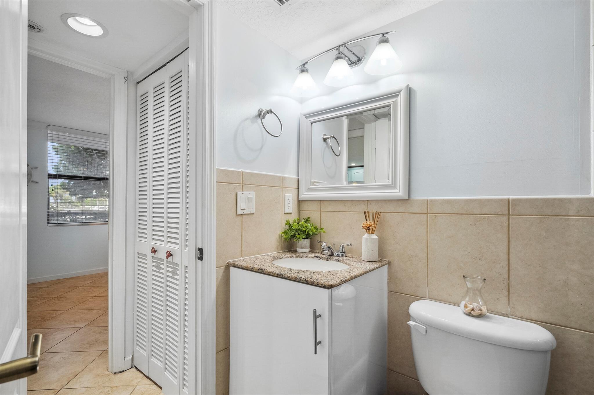 Island Crest Condo - Residential Lease