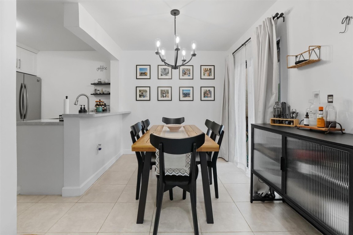 HOST CROSSINGS - Residential Lease