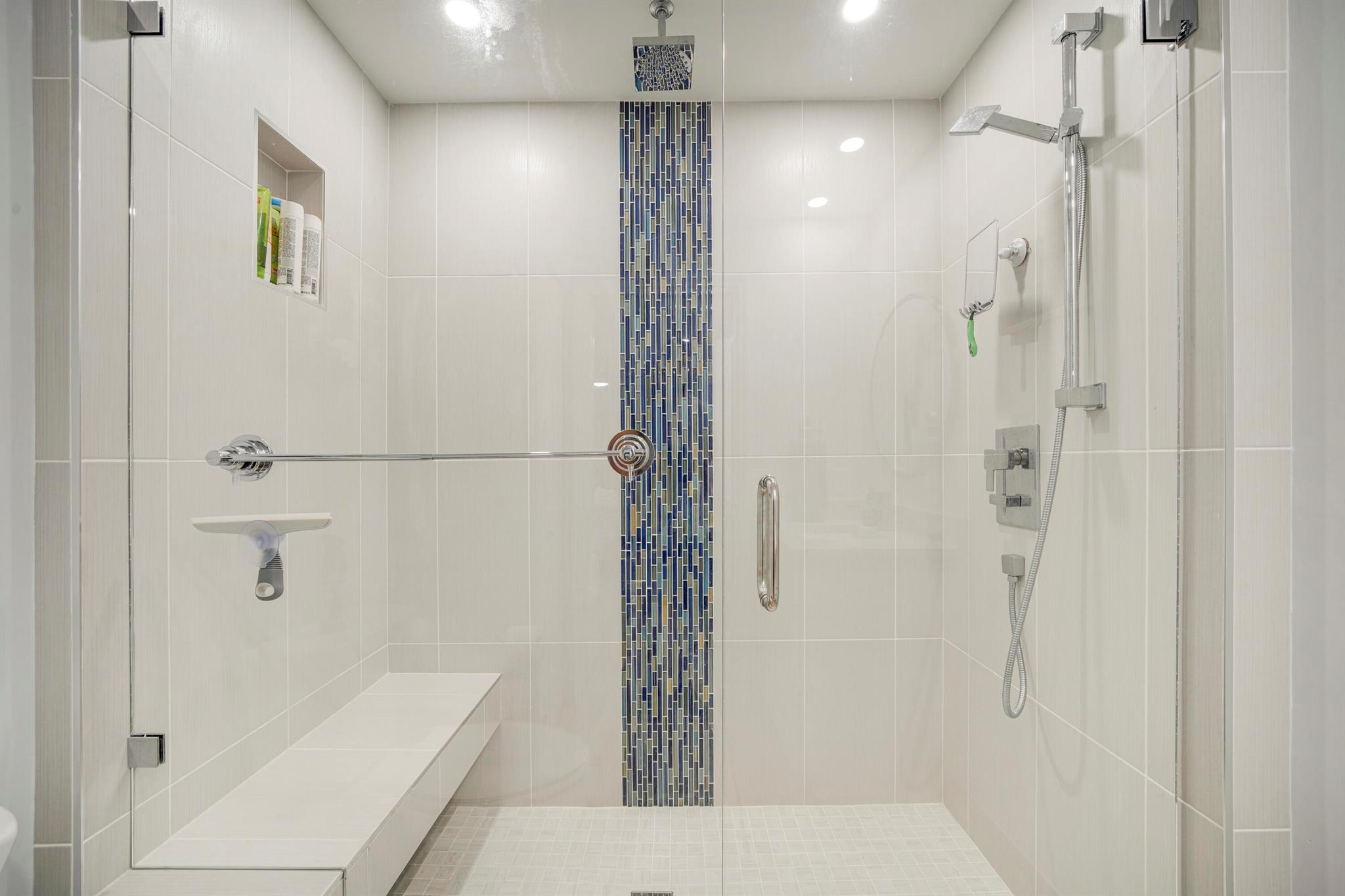 BEACON 21 CONDO - Residential Lease