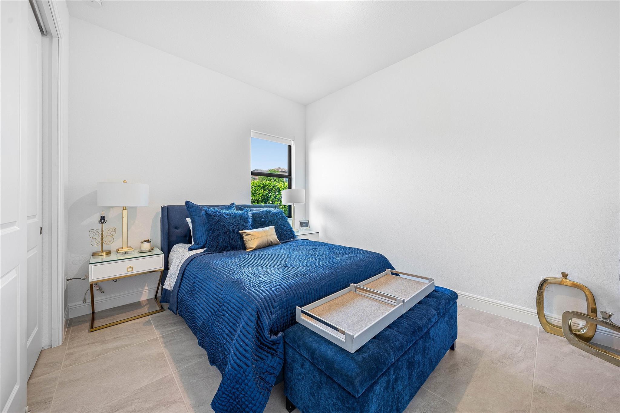 Parkland Bay 183-49 B - Residential