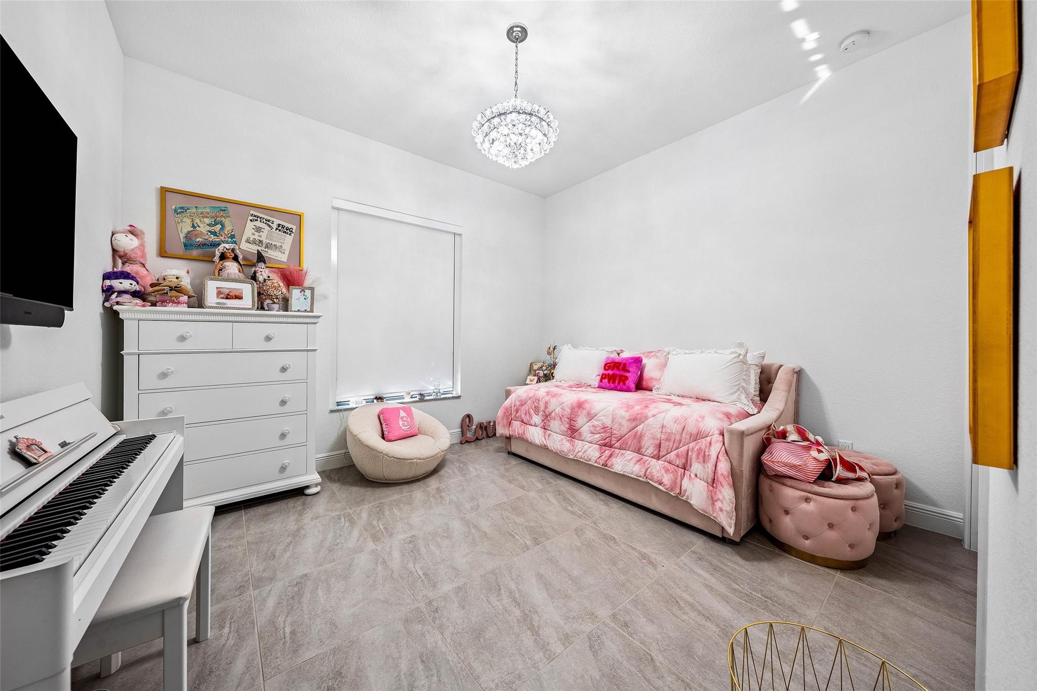 Parkland Bay 183-49 B - Residential