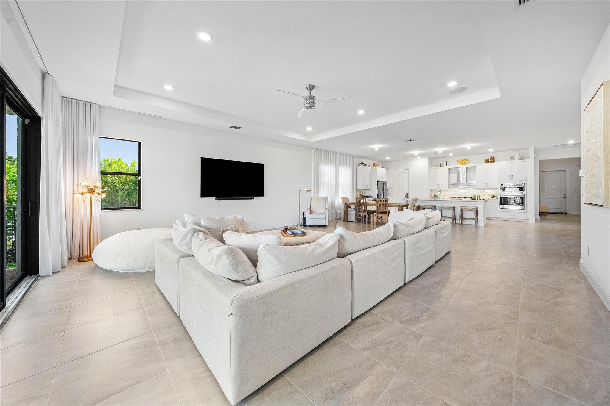 Parkland Bay 183-49 B - Residential