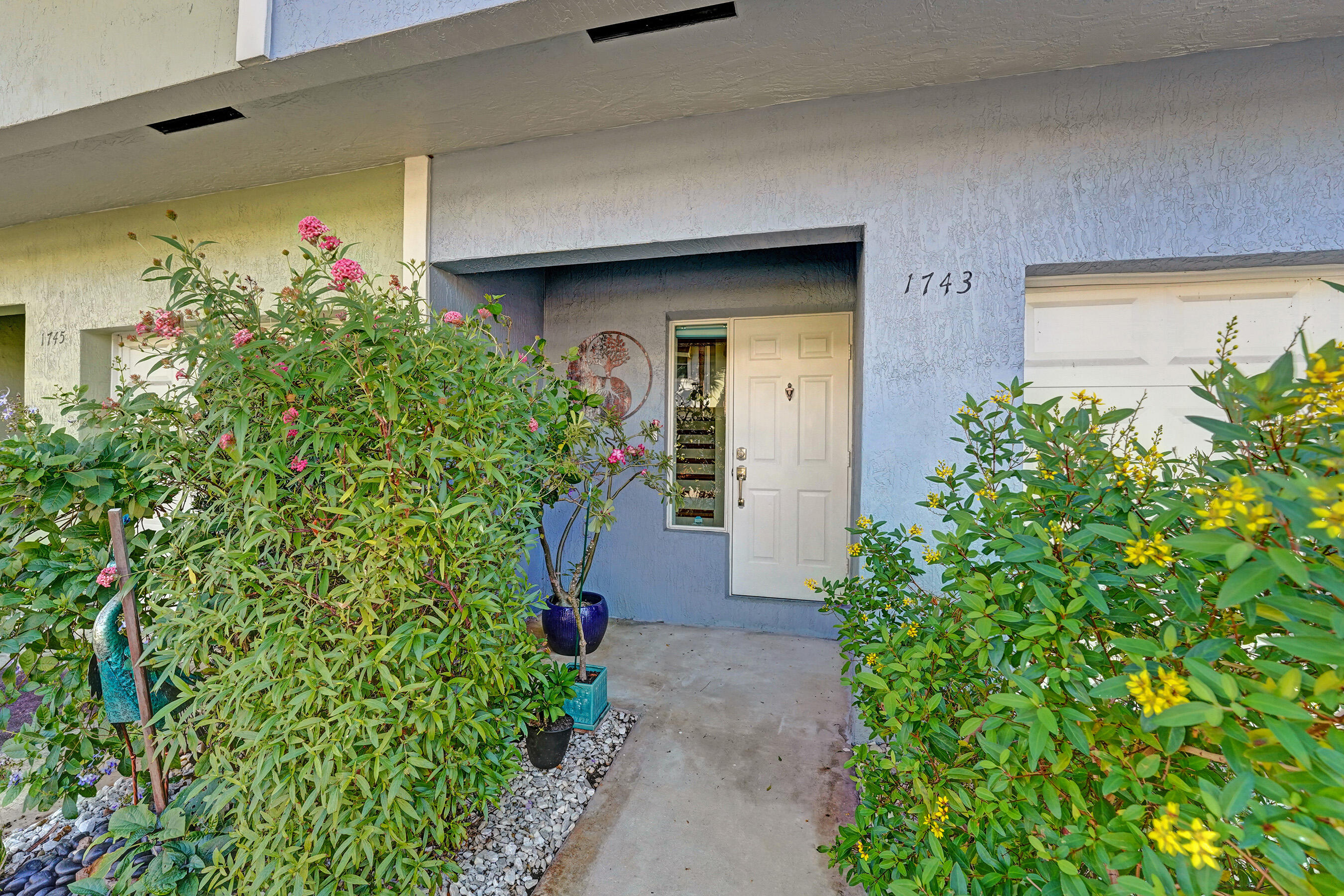 RIVER LANDINGS CONDO - Residential Lease
