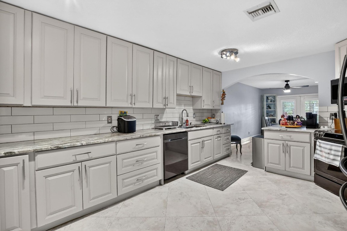 Fairway Cove 80-40 B - Residential