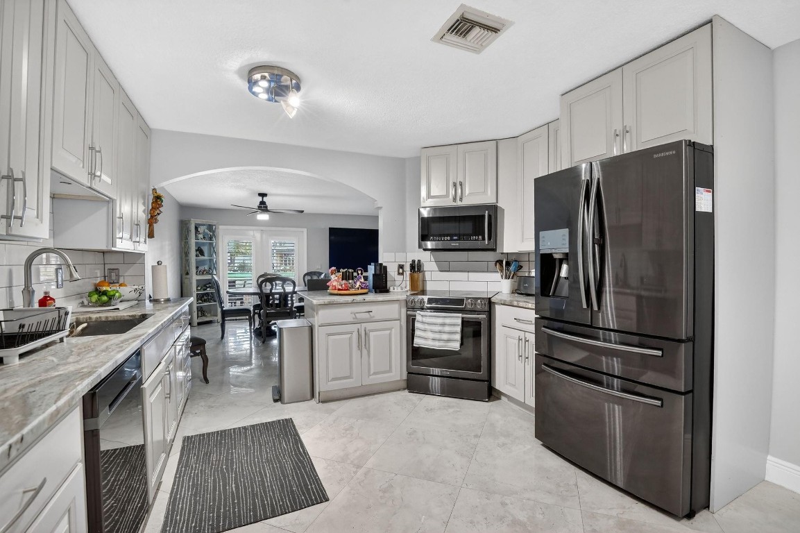 Fairway Cove 80-40 B - Residential