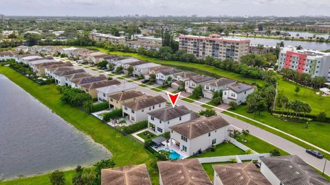 A home in Deerfield Beach