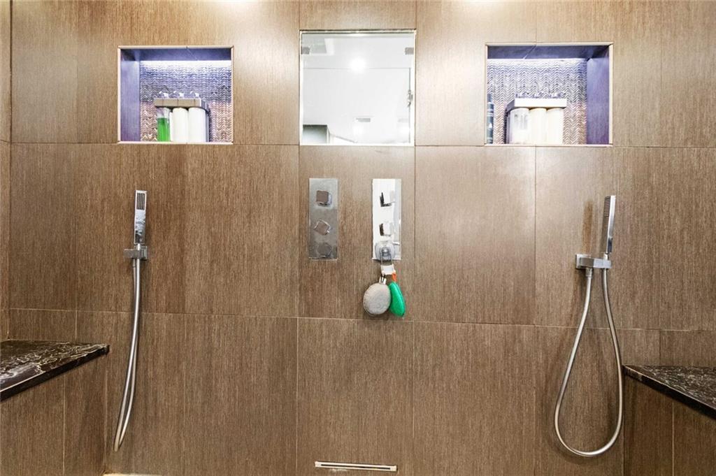 Canary Palm - Residential