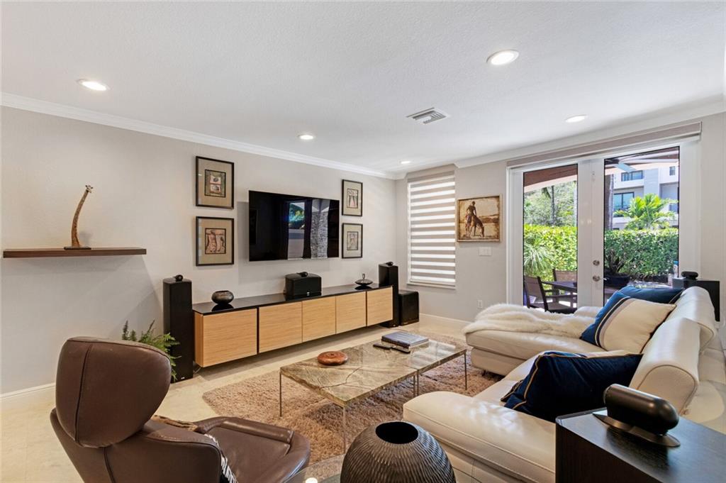 Canary Palm - Residential