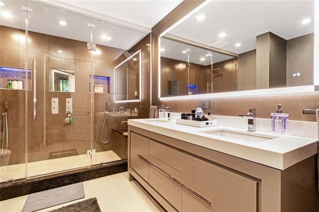 Canary Palm - Residential