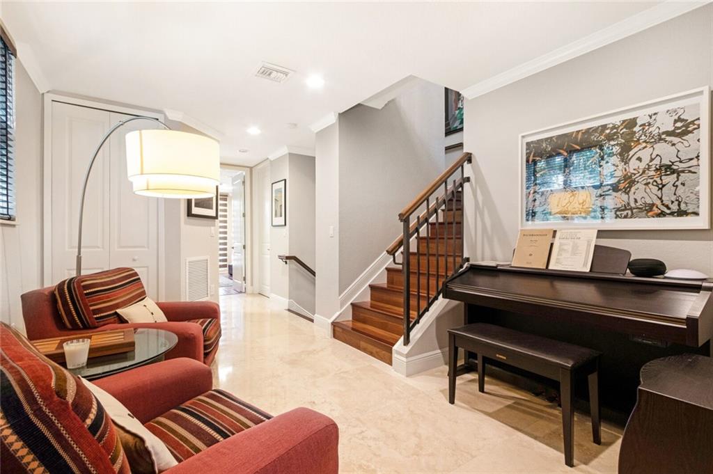 Canary Palm - Residential