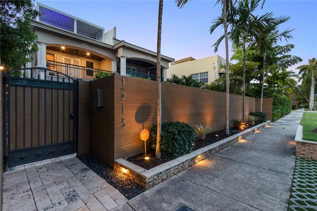 Canary Palm - Residential