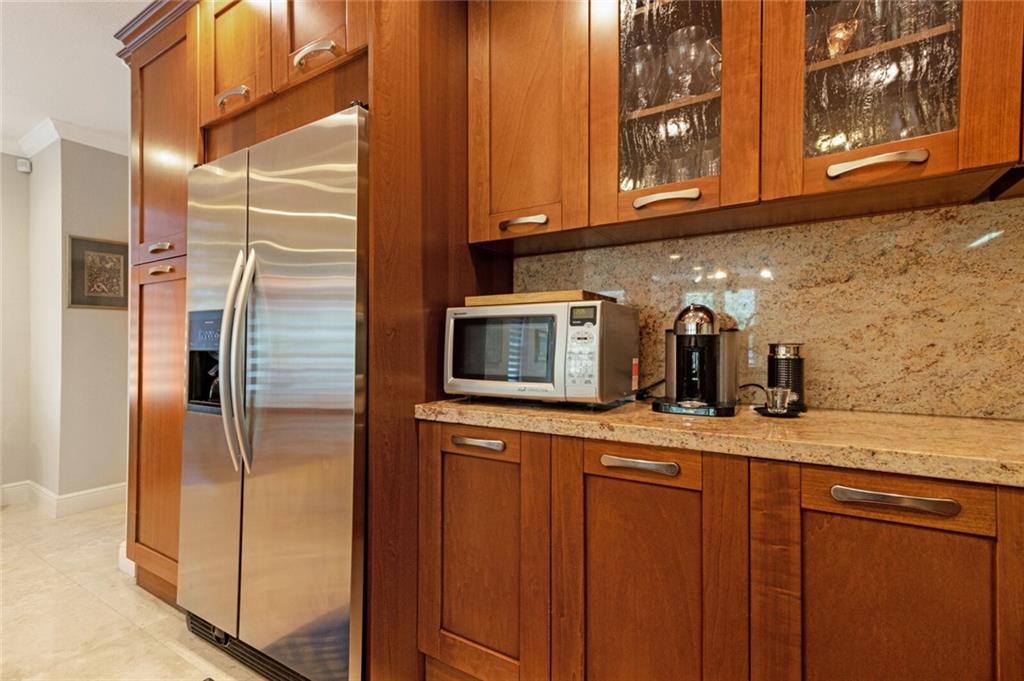 Canary Palm - Residential