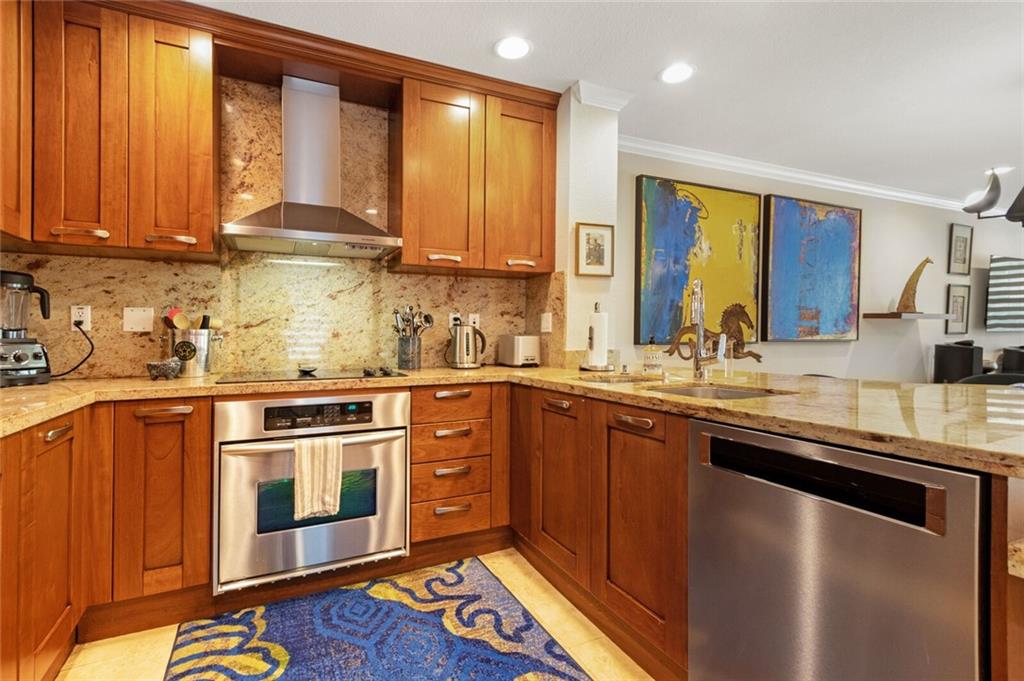 Canary Palm - Residential