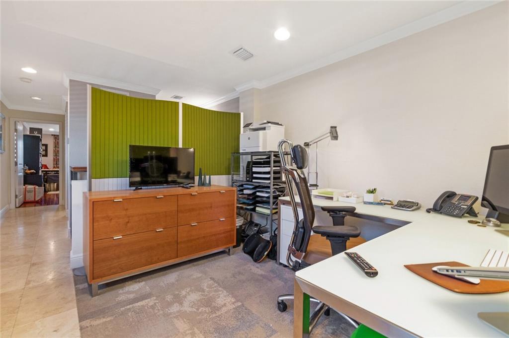 Canary Palm - Residential